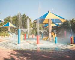 You needn't worry about the toddlers as they have a separate section called Little Squirl Works. It has a fun wading pool alongside mists, fountains, 